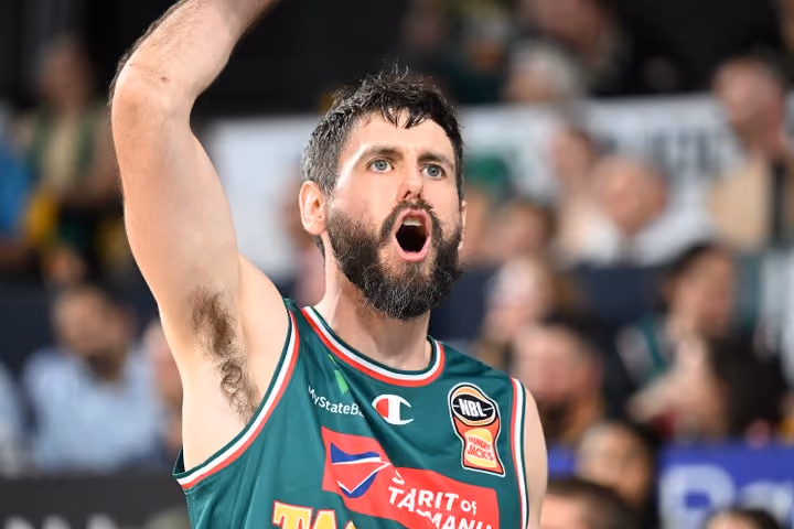 JackJumpers win at home to force Game 3