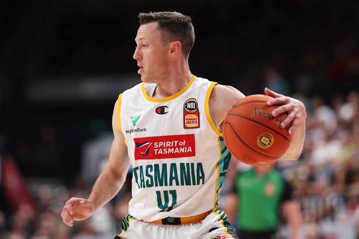 Magette sustains serious facial injury against Hawks