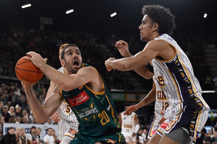 JackJumpers can't complete hot start v Kings
