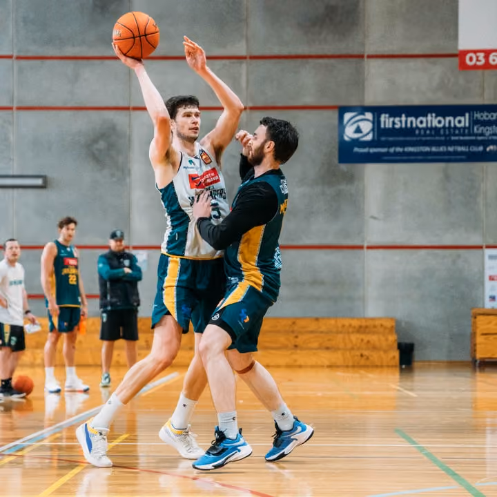 Steindl hits the road for return in Launceston