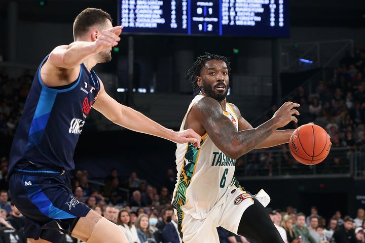 JackJumpers make it three straight