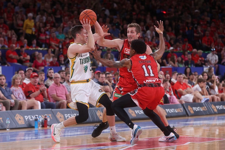 Rd 17: Perth Wildcats v Tasmania JackJumpers