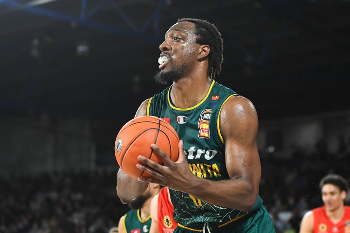 JackJumpers beat Breakers with record Silverdome crowd