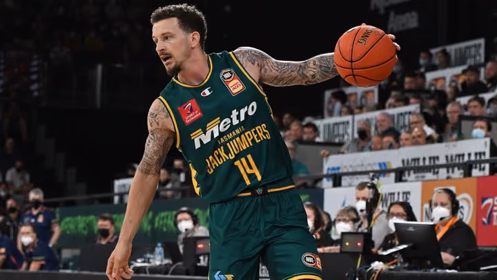 Game highlights (Round 9 v Adelaide 36ers)