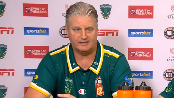 Roth & Weeks press conference (Round 4)