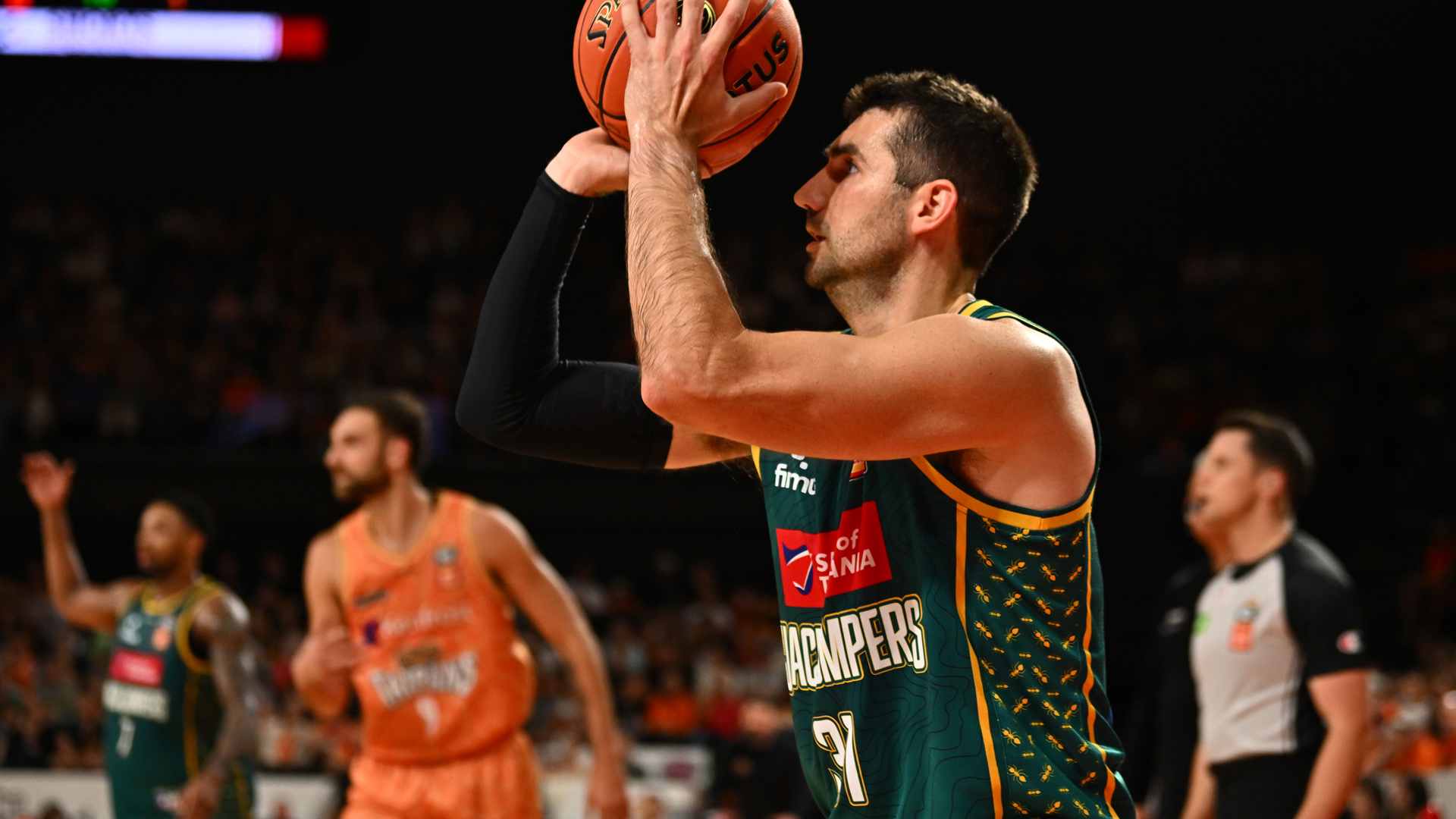 Rd 2 Report | Shorthanded JackJumpers fight hard in Cairns