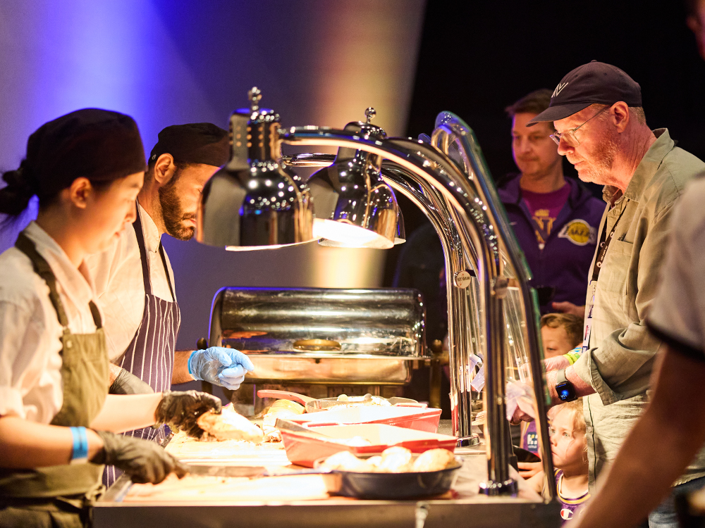 Complimentary food and beverages in the Kings Lounge