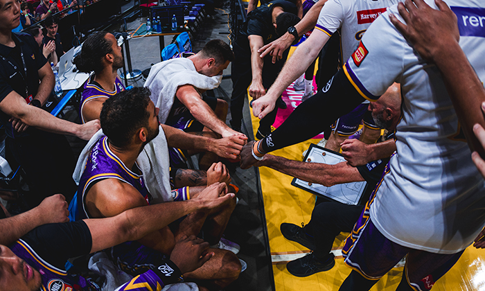The Kings bench