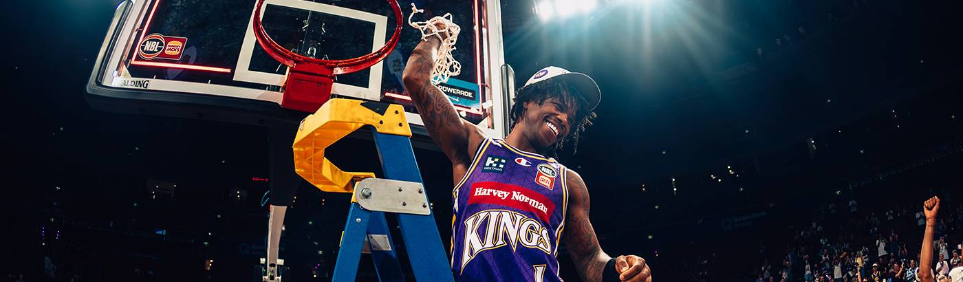 Sydney Kings members celebrating a championship
