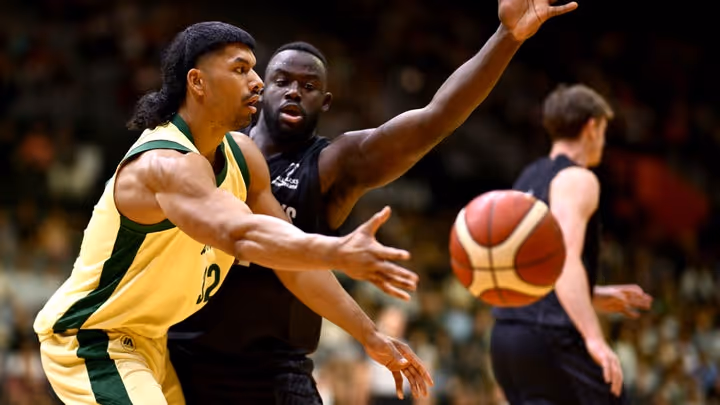 Tall Blacks edge duo's Boomers in Hamilton