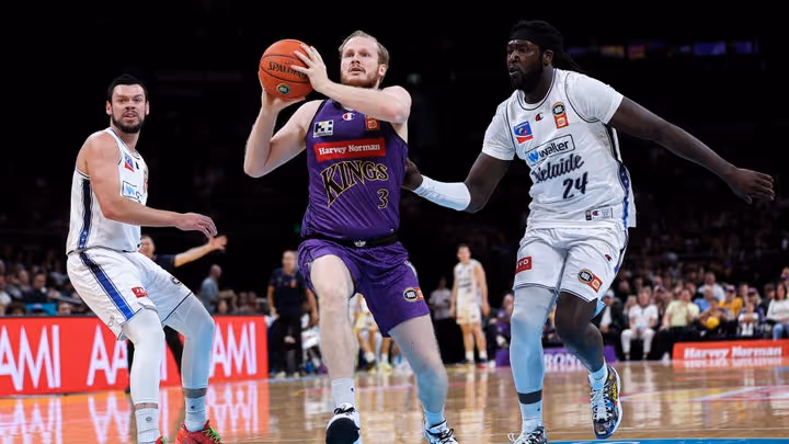Robertson pens deal with NBL1 South's Cavaliers