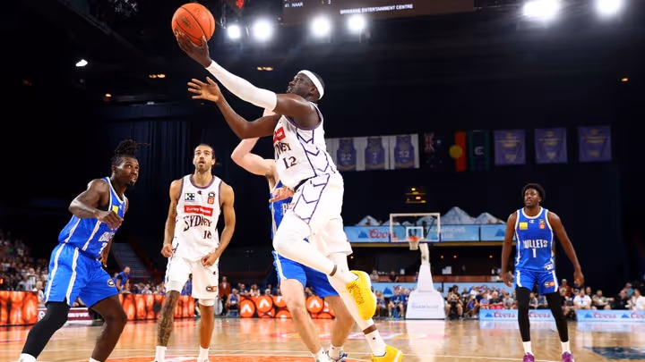 Kings grind out tough road win against Bullets