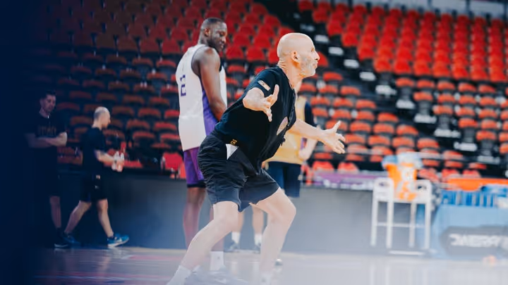 Kings' determination impresses Goorjian ahead of Breakers clash