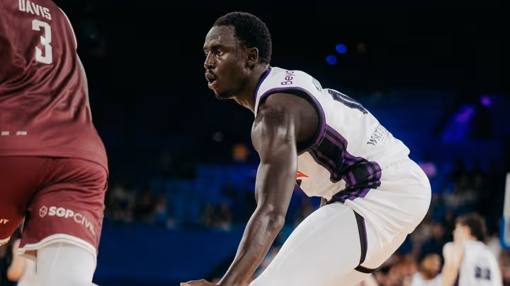Kuol establishes himself as heartbeat of Kings' defence