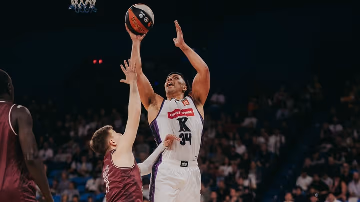 Leaupepe embraces role as Kings' enforcer