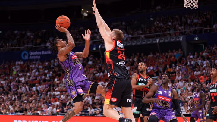 Kings' comeback falls short against Wildcats