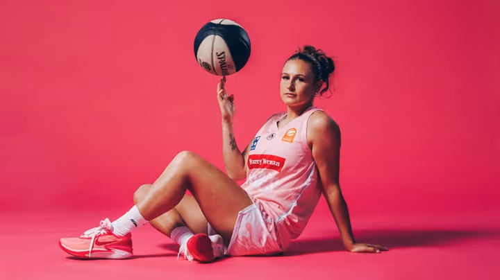 Kings and Flames unveil uniforms for Pink Hoops