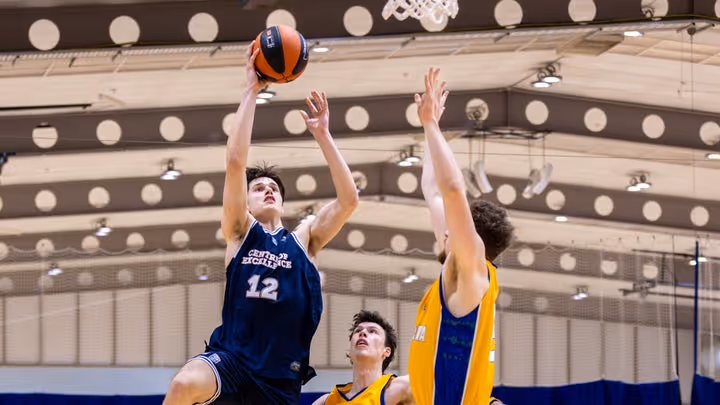 Toohey named NBL1 East Young Player of the Year award
