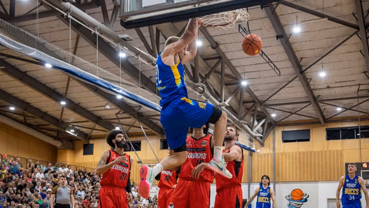 Gattorna's Buccs fall to Redbacks in NBL1 West shootout
