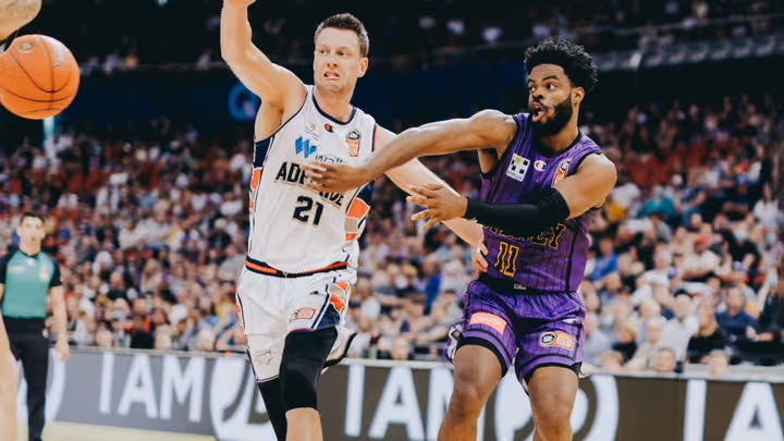Walton Jr reminds competition how dangerous he can be
