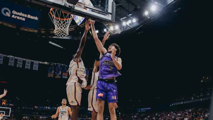Galloway to replace Cooks in Boomers squad