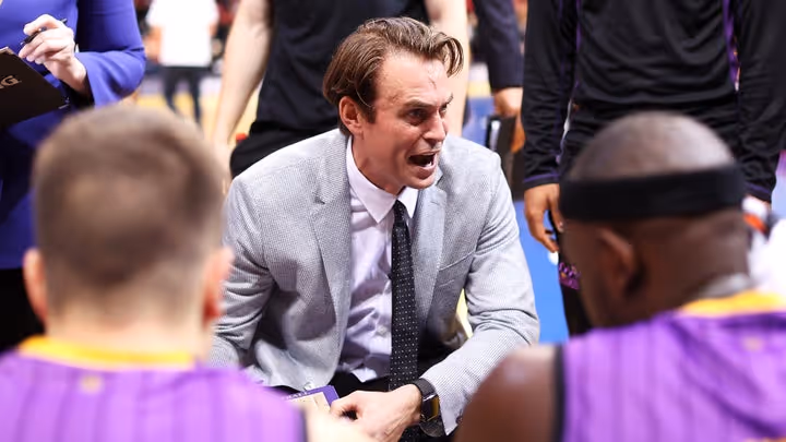 Kings chase NBL road wins record against United