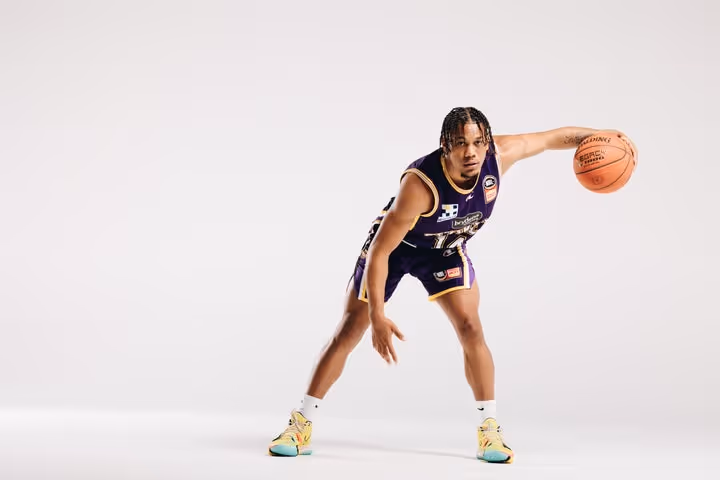Game Day Guide: Round 21 Kings v Hawks
