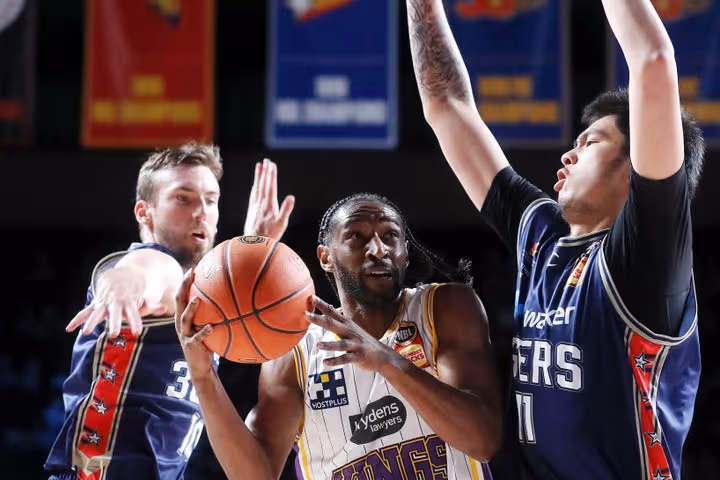 Filipino star Kai Sotto set to take on the Sydney Kings