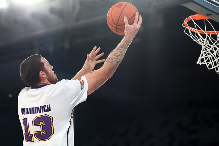 Teammates laud Vodanovich’s leadership before his 50th game as a King