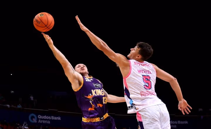 Fourth Quarter Breaker Run Dooms Kings