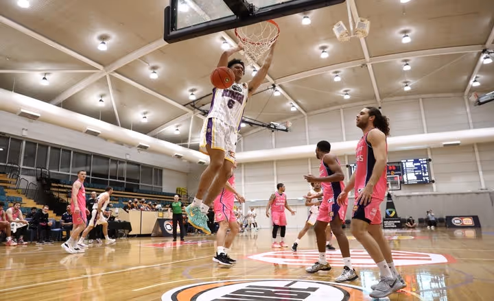 Round 7 Preview: Kings vs. Breakers