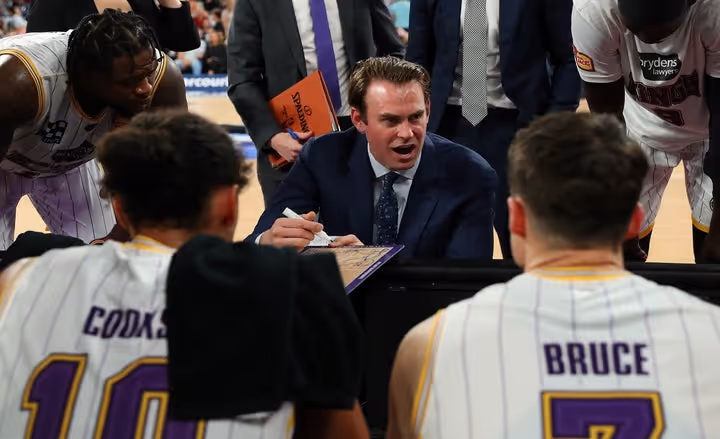 Kings take on JackJumpers to close Round Three