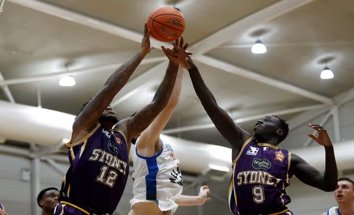 Kings Upset Defending Champs at NBL Blitz