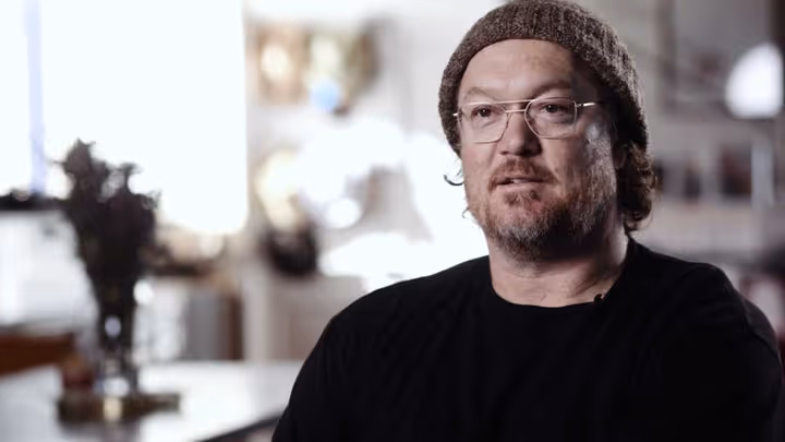 Longley signs with TSE and launches Australian Story mini-series