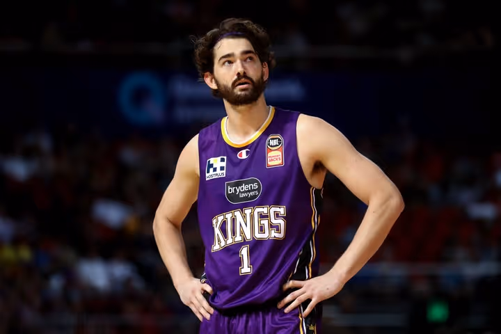 Kings lock down Hunter on multi-year extension