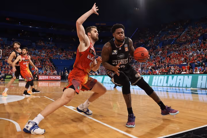 Wildcats too good for Kings in the West