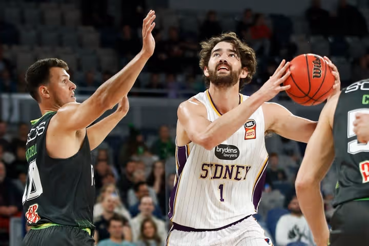 Kings rule over Phoenix