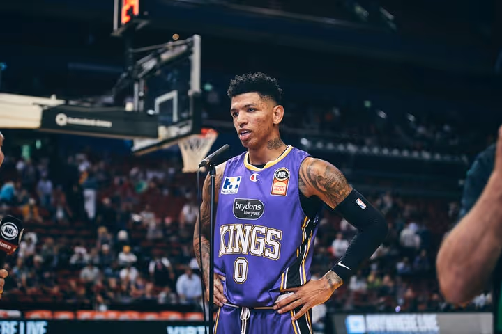 Undermanned Kings get the job done over Phoenix