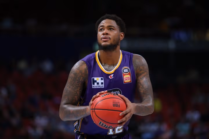 Kings get it done for back-to-back wins at home