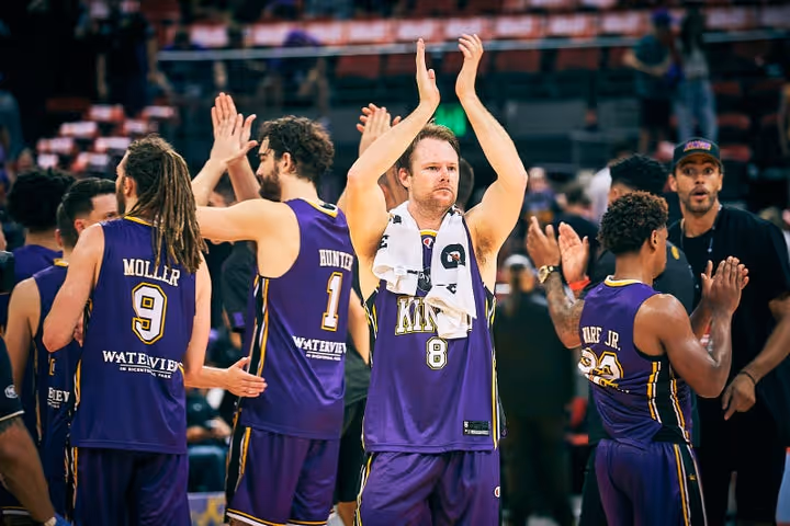 Kings down the Breakers in homecoming celebration
