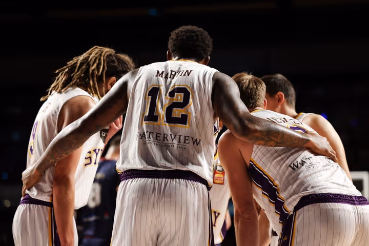 Undermanned Kings fall short to Adelaide in fightback