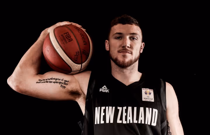 Kings name Tom Vodanovich as injury replacement player