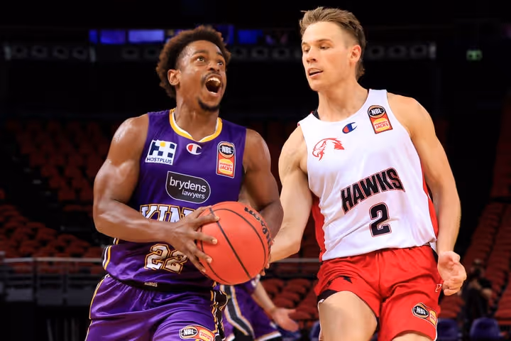 Kings come out on top over Hawks in pre-season clash