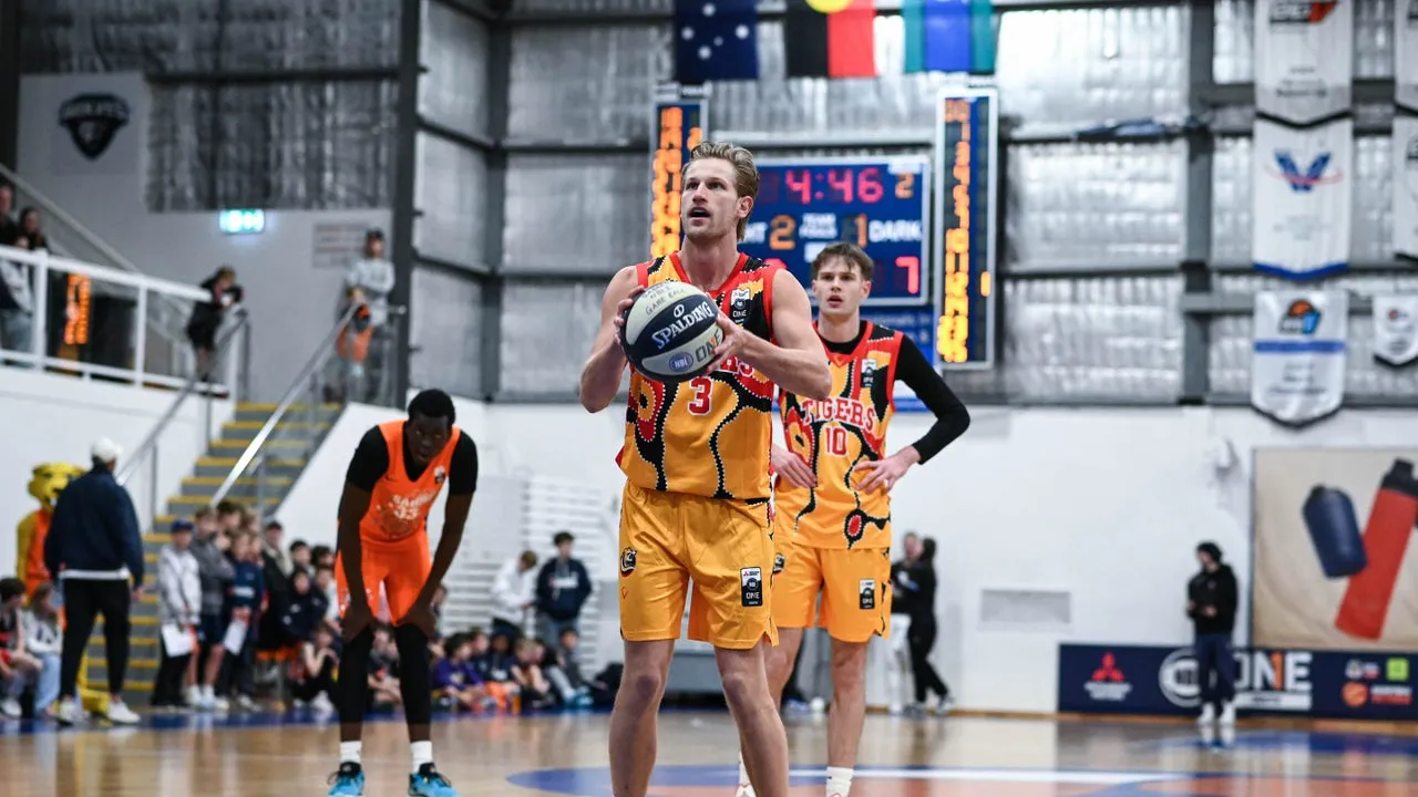 Teammates turned rivals for NBL1 decider
