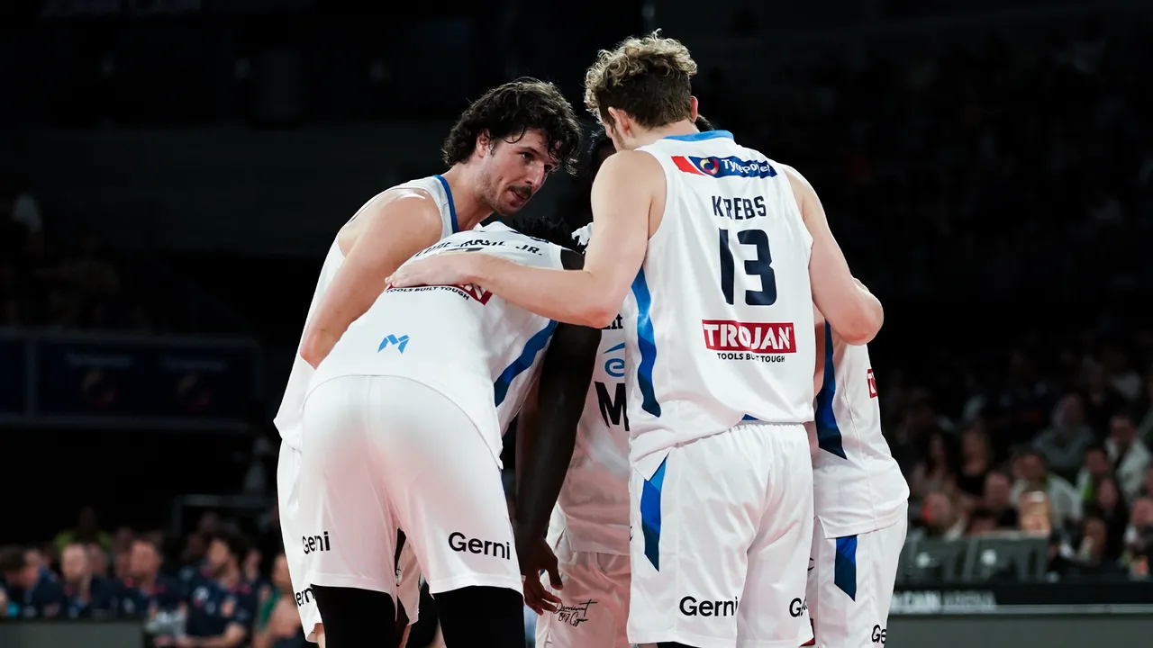 ‘What makes us great is our depth’ - JLA praises bench