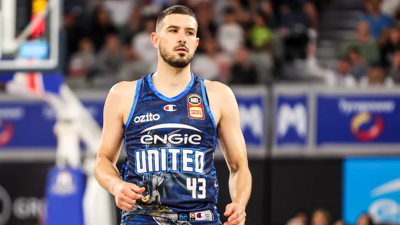 Goulding showcases unselfishness in milestone victory
