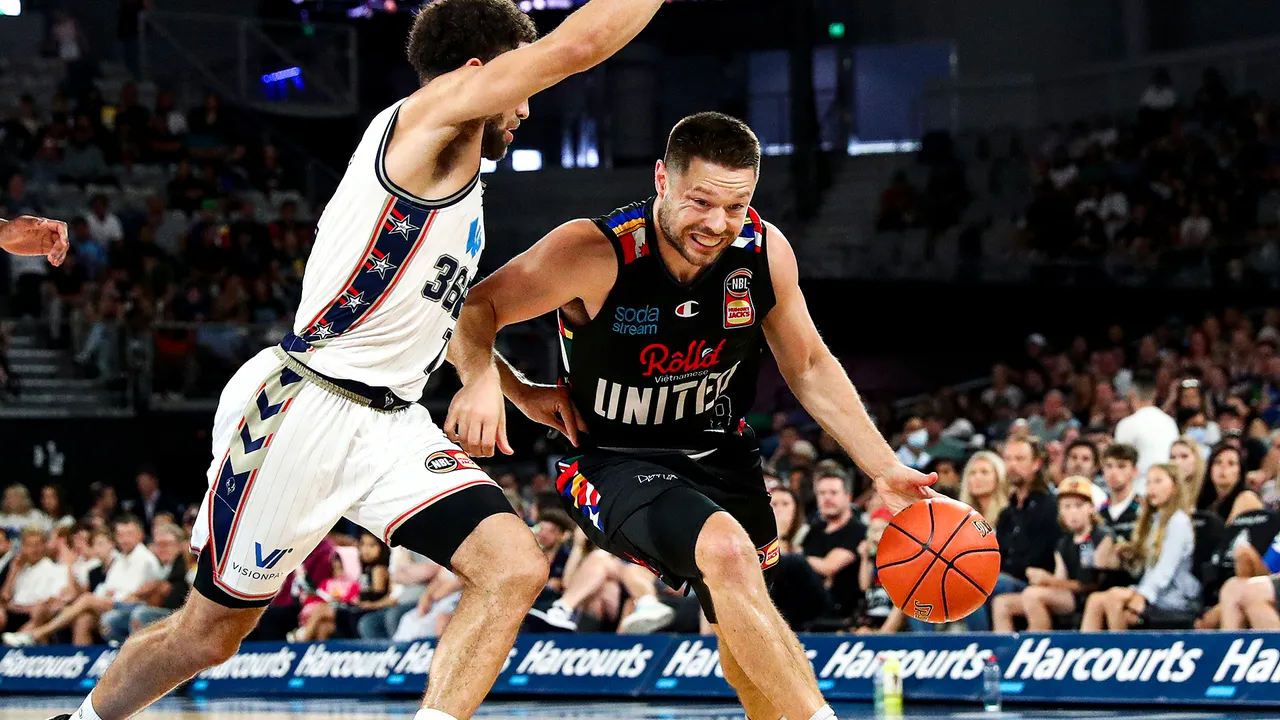 Delly coming back to United with a head of steam