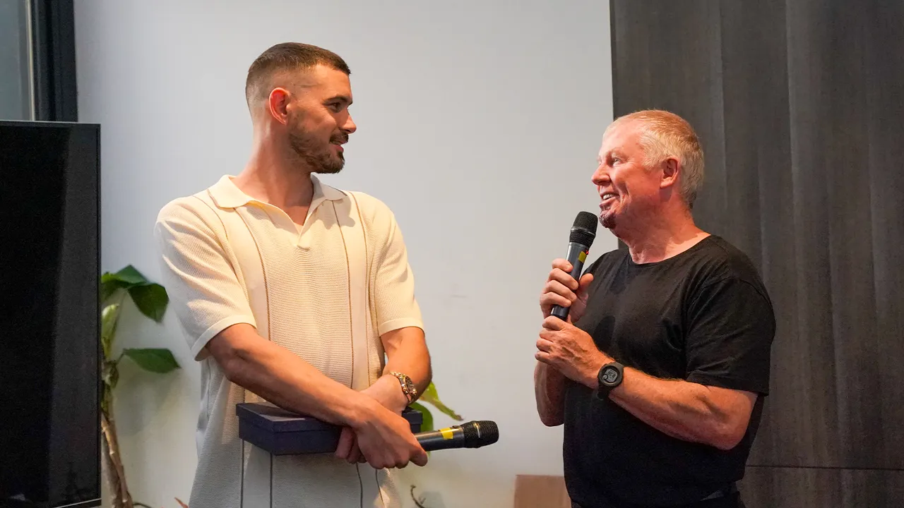 Goulding, Lee, Dalton take home club awards