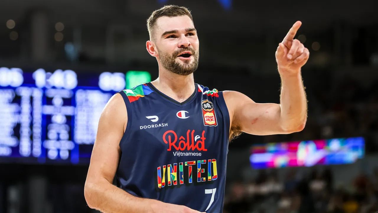 Humphries embracing challenges set by Vickerman