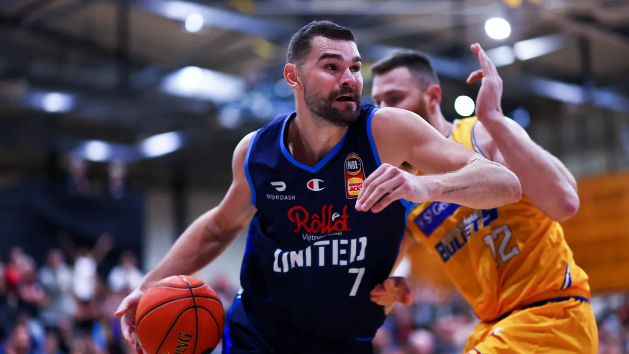 Humphries impresses Vickerman across Blitz